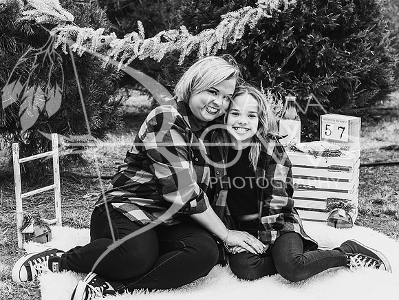 Jill and Chloe christmas ws-3