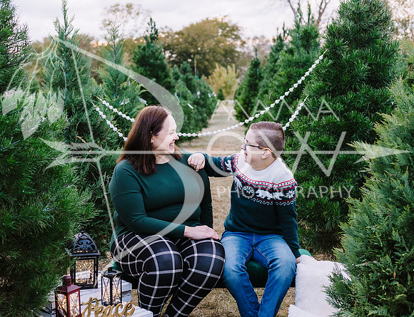 Laurie + son  xmas upsale-3