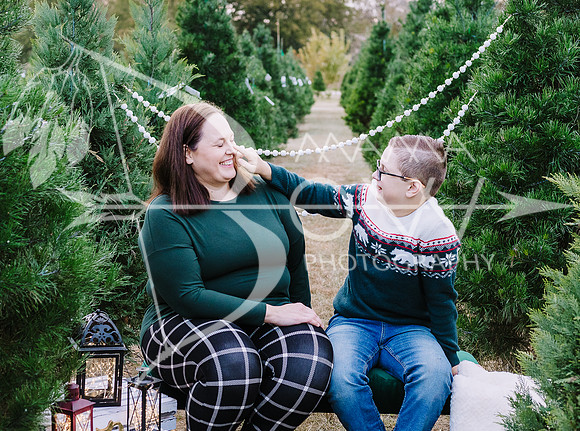 Laurie + son  xmas upsale-4