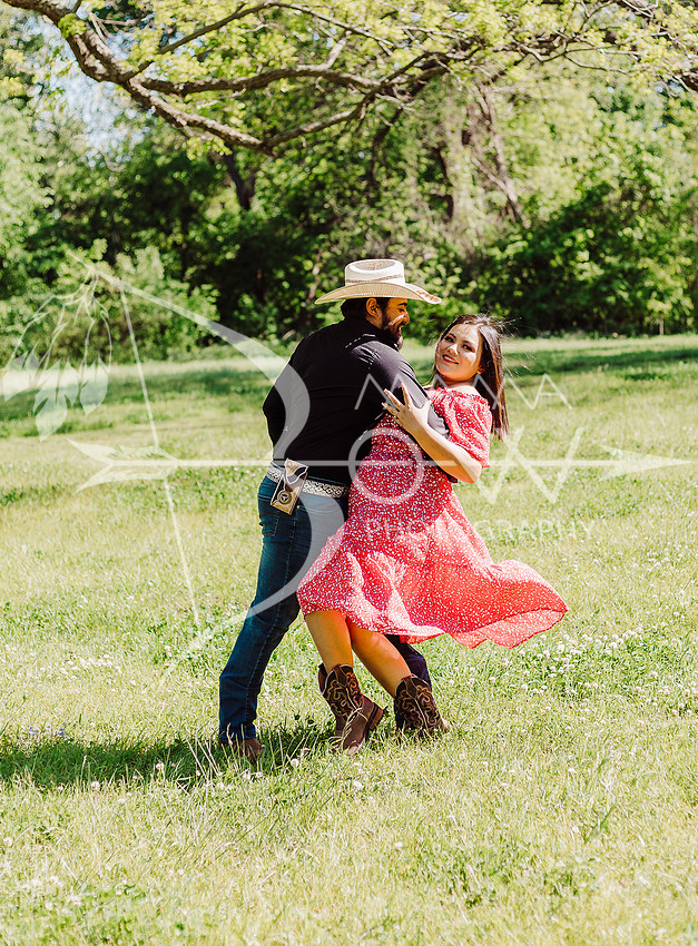 Soto Engagment ws-16